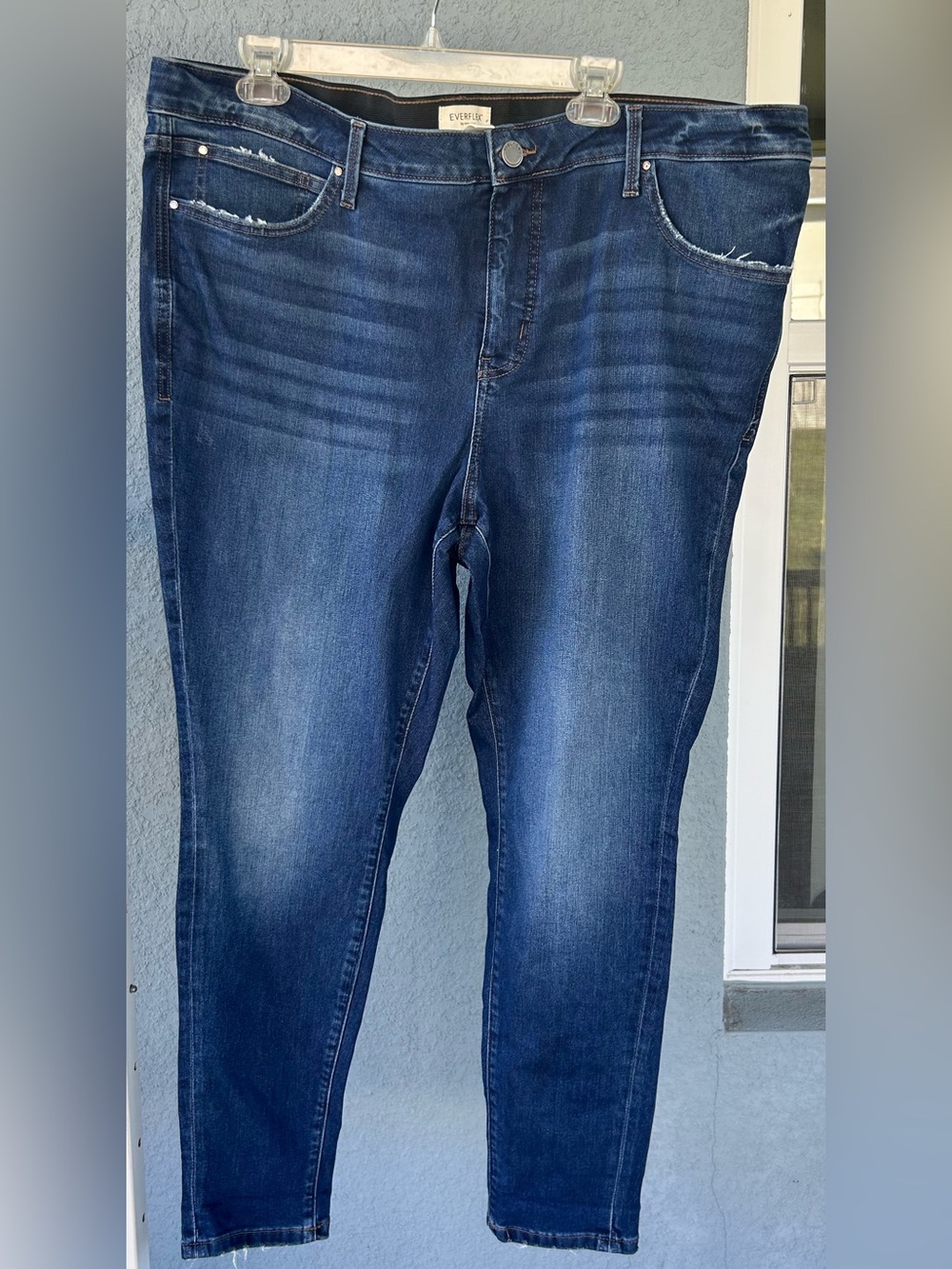 Everflex by Maurices NWOT Women’s High Rise Super Skinny Dark Wash Jeans 22W
